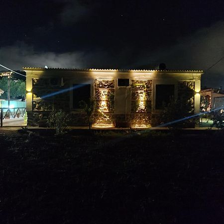 Casa Spezzara Villa Santa Domenica  Eksteriør billede