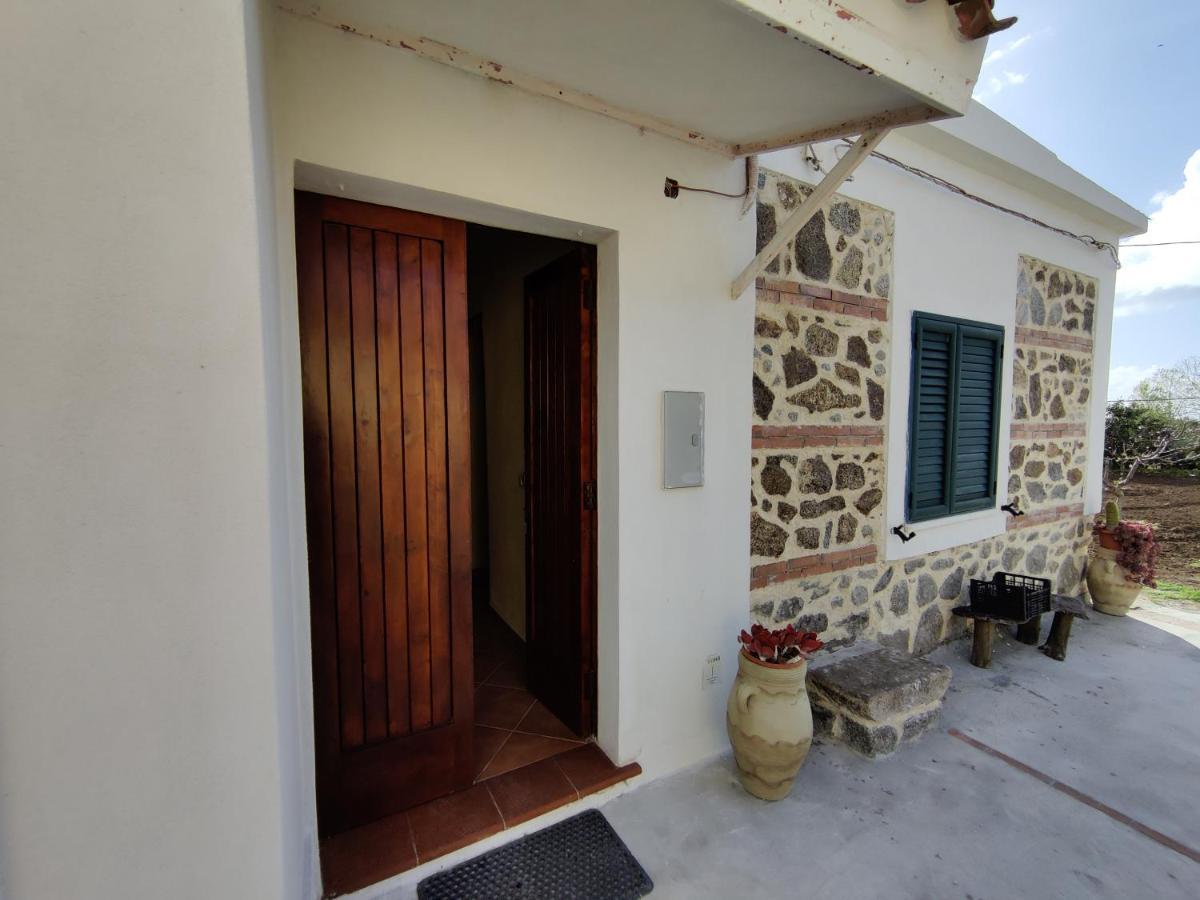 Casa Spezzara Villa Santa Domenica  Eksteriør billede