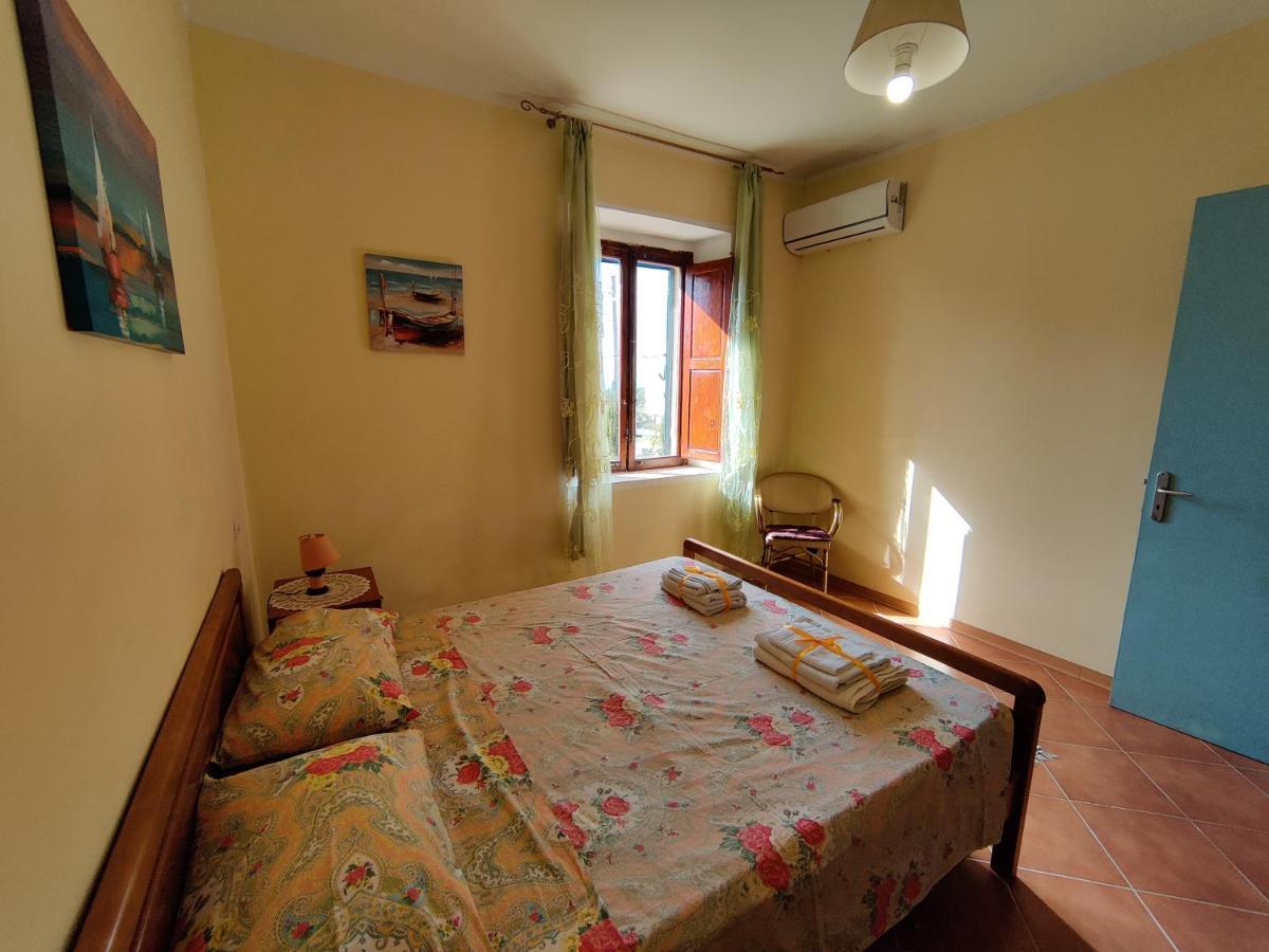 Casa Spezzara Villa Santa Domenica  Eksteriør billede