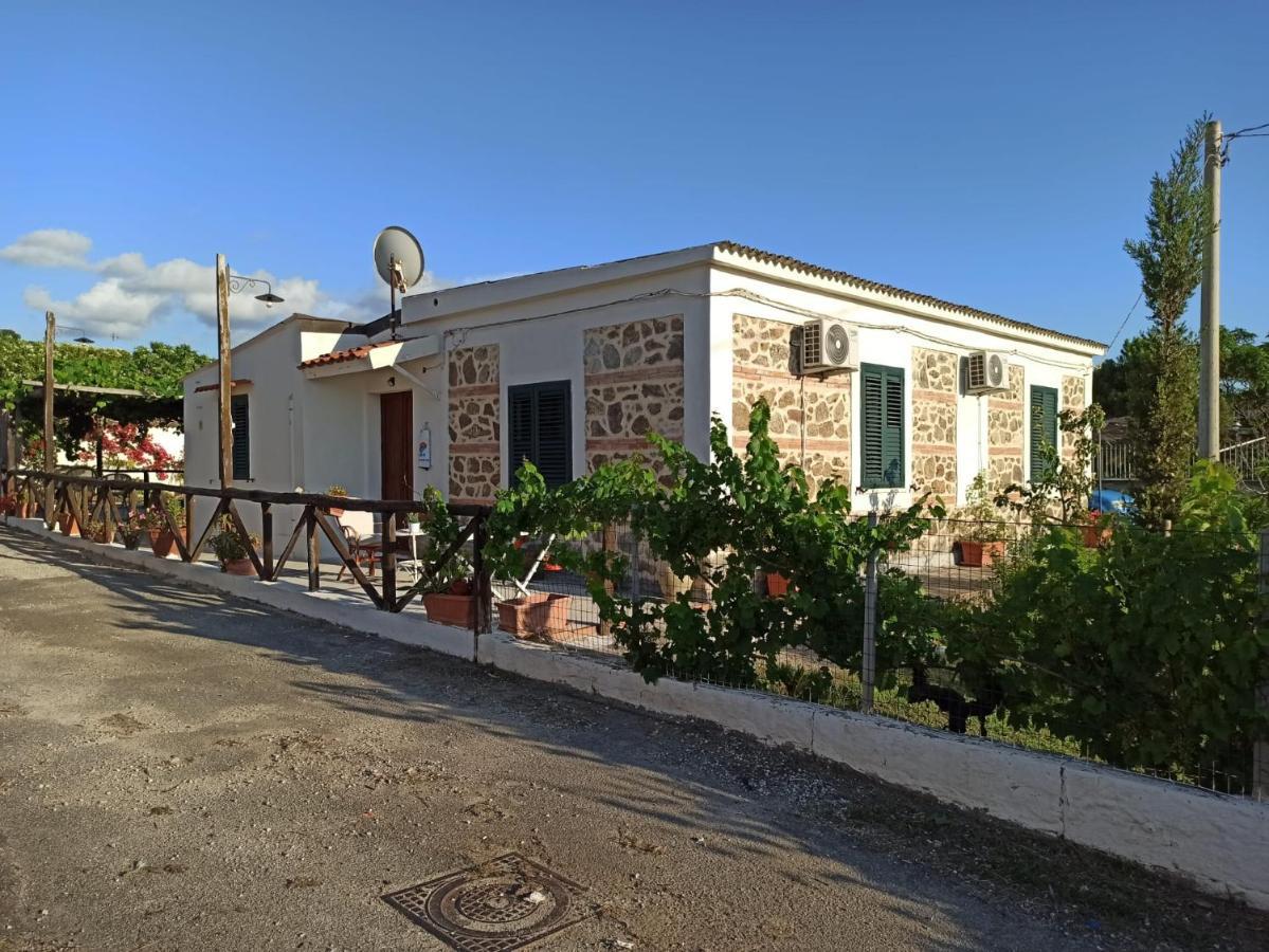Casa Spezzara Villa Santa Domenica  Eksteriør billede